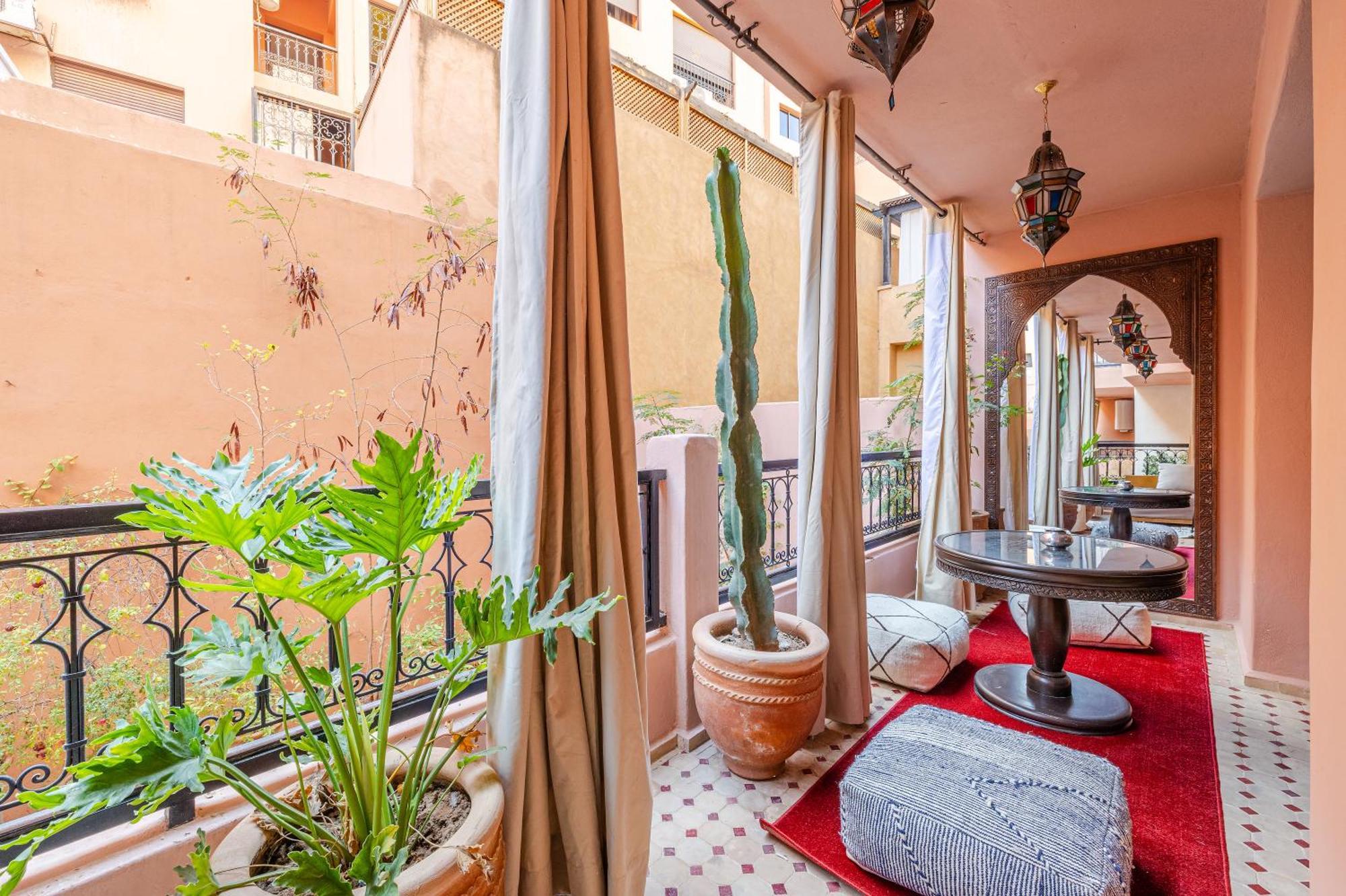 Appartement Moderne En City Center Marrakech-Gueliz Marrakesh Bagian luar foto